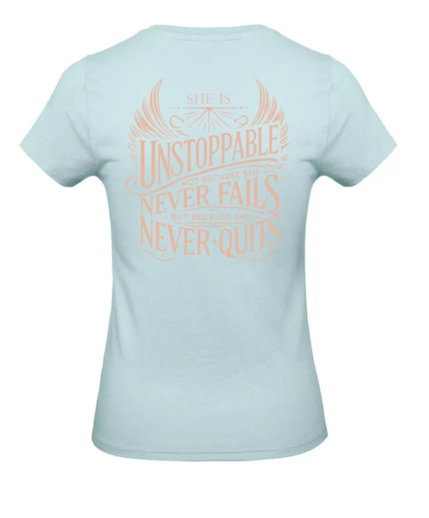 She Is Unstoppable Dames T-Shirt - Power Edition (Roségouden & Roze logo's)