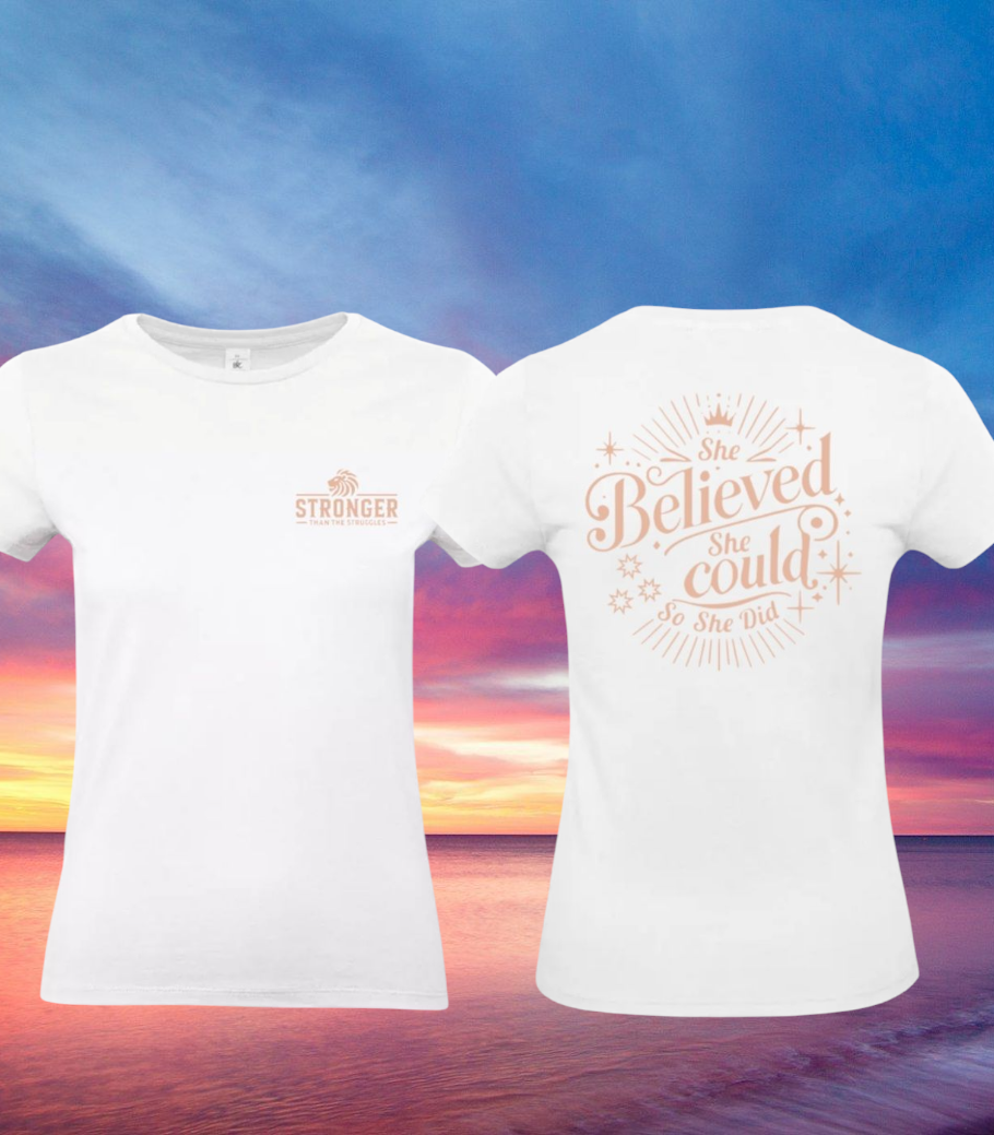 She Believed Dames T-Shirt - Power Edition (Roségouden & Roze Logo's)
