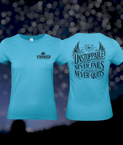 She Is Unstoppable Dames T-Shirt - Classic Edition (Witte & Zwarte logo's)