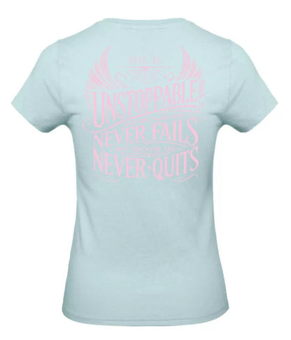 She Is Unstoppable Dames T-Shirt - Power Edition  (Roségouden & Roze logo's)