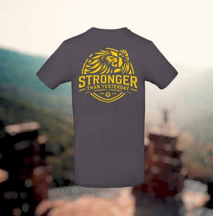 Stronger Than Yesterday T-Shirt - Power Edition  (Gouden logo's)