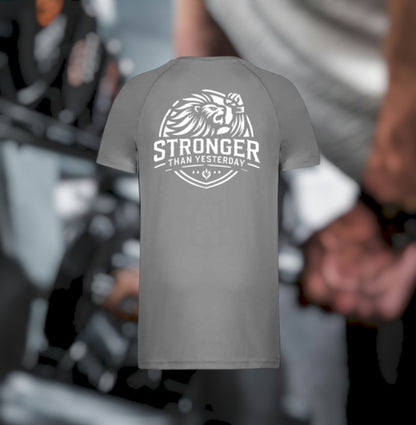 Stronger Than Yesterday Heren Sport T-Shirt